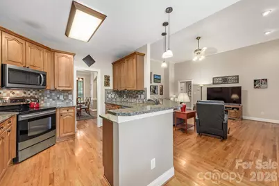 7032 Kidwelly Lane, Matthews, NC 28104 - Photo 14