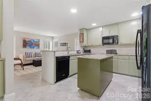 2402 Beaucatcher Ln, Charlotte, NC 28270 - Photo 14
