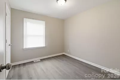 2732 Thornton Road, Charlotte, NC 28208 - Photo 8