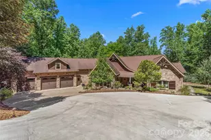 1313 High Trail Dr, Nebo, NC 28761 - Photo 4