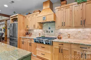 1313 High Trail Dr, Nebo, NC 28761 - Photo 14