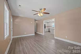 114 Glenwood Valley Dr, Harmony, NC 28634 - Photo 8