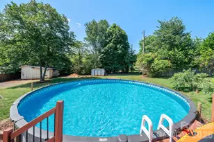 114 Glenwood Valley Dr, Harmony, NC 28634 - Photo 4