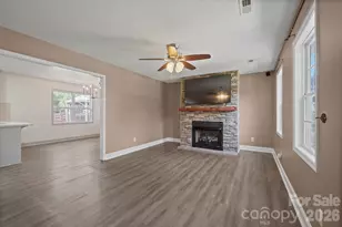 114 Glenwood Valley Dr, Harmony, NC 28634 - Photo 6