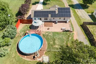 114 Glenwood Valley Dr, Harmony, NC 28634 - Photo 2