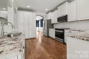 4016 Widgeon Way, Waxhaw, NC 28173 - Photo 8