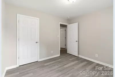 2725 Thornton Road, Charlotte, NC 28208 - Photo 10