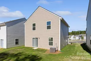 6248 Lowe Ln, Charlotte, NC 28214 - Photo 4