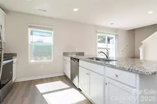 6248 Lowe Ln, Charlotte, NC 28214 - Photo 10