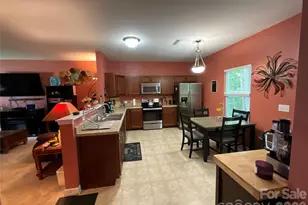 11213 Deer Stand Ct, Charlotte, NC 28214 - Photo 12
