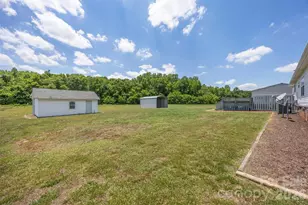 40047 Old Salisbury Rd, New London, NC 28127 - Photo 38