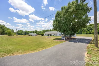 40047 Old Salisbury Road, New London, NC 28127 - Photo 32