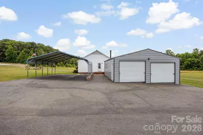 40047 Old Salisbury Road, New London, NC 28127 - Photo 4