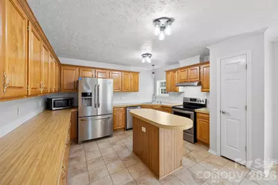 40047 Old Salisbury Road, New London, NC 28127 - Photo 6