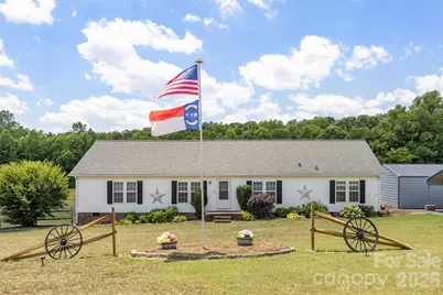 40047 Old Salisbury Road, New London, NC 28127 - Photo 2