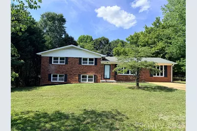 267 Hoopaugh Avenue, Ellenboro, NC 28040 - Photo 1