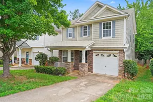 6010 Raisin Tree Ln, Charlotte, NC 28215 - Photo 2