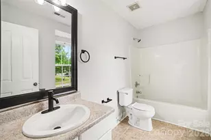 6010 Raisin Tree Ln, Charlotte, NC 28215 - Photo 24