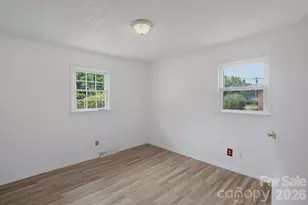 149 Dobbins St, Wallace, NC 28466 - Photo 18