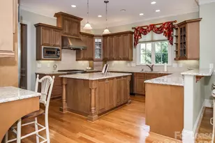 7126 Summerhill Ridge Dr, Charlotte, NC 28226 - Photo 10