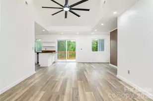 286 Berkeley Rd, Hendersonville, NC 28792 - Photo 6