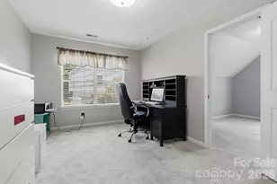 10606 Augustine Hill Ln, Charlotte, NC 28227 - Photo 24