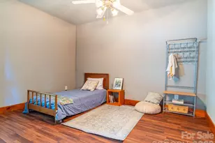3020 Silver Creek Mountain Rd, Morganton, NC 28655 - Photo 14