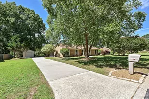 218 Sturbridge Dr, Charlotte, NC 28214 - Photo 4