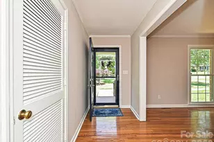 218 Sturbridge Dr, Charlotte, NC 28214 - Photo 6
