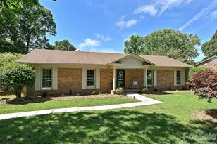 218 Sturbridge Dr, Charlotte, NC 28214 - Photo 1
