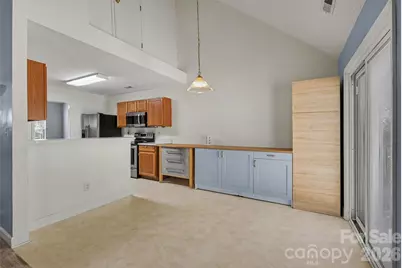 9229 Simonton Drive, Charlotte, NC 28269 - Photo 10