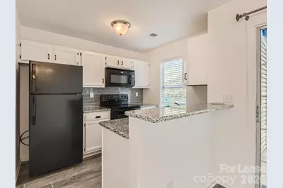 8281 Golf Ridge Drive, Charlotte, NC 28277 - Photo 6