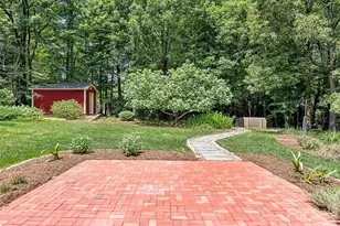 350 Shasta Ln, Charlotte, NC 28211 - Photo 24