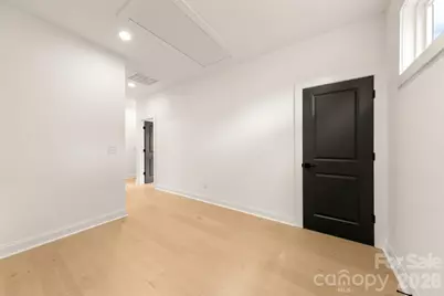 3031 Mathis Drive, Charlotte, NC 28208 - Photo 20
