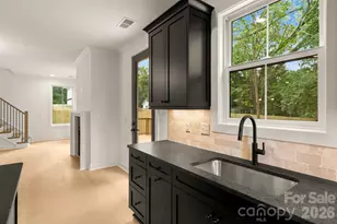 3031 Mathis Dr, Charlotte, NC 28208 - Photo 34