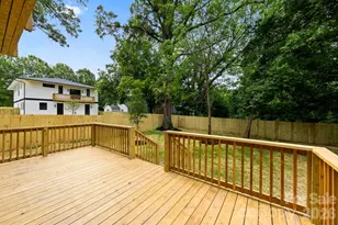 3031 Mathis Dr, Charlotte, NC 28208 - Photo 36