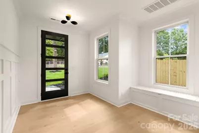 3031 Mathis Drive, Charlotte, NC 28208 - Photo 18