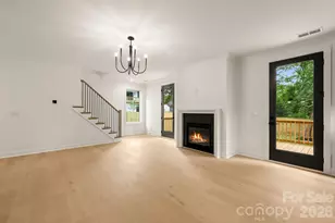 3031 Mathis Dr, Charlotte, NC 28208 - Photo 28