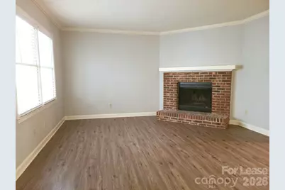 2141 Selwyn Avenue #202, Charlotte, NC 28207 - Photo 4