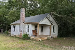 4548 Springs Rd, Conover, NC 28613 - Photo 2