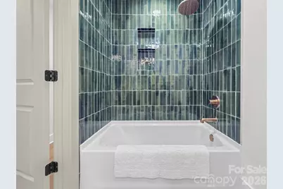 409 Scaleybark Road, Charlotte, NC 28209 - Photo 32