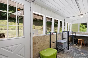 2426 Wesley Creek Rd, Clyde, NC 28721 - Photo 10