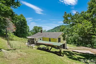2426 Wesley Creek Rd, Clyde, NC 28721 - Photo 20