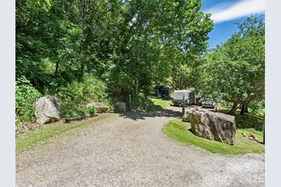 2426 Wesley Creek Road, Clyde, NC 28721 - Photo 22