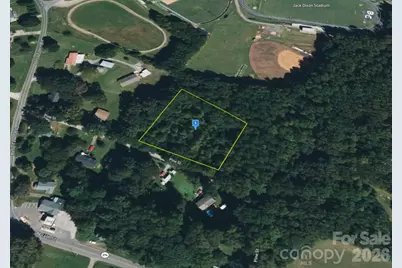 804 Pine Street, Bessemer City, NC 28016 - Photo 2