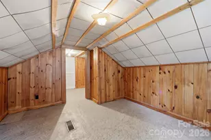 267 S Center St, Taylorsville, NC 28681 - Photo 32