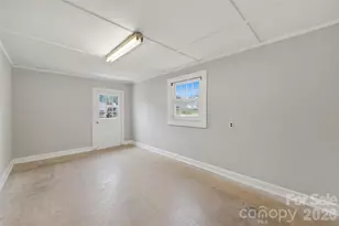 267 S Center St, Taylorsville, NC 28681 - Photo 28