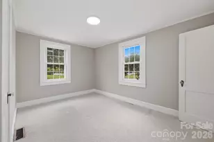 267 S Center St, Taylorsville, NC 28681 - Photo 24