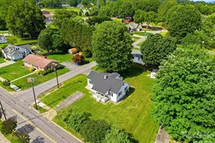 267 S Center St, Taylorsville, NC 28681 - Photo 46