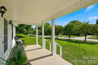 267 S Center Street, Taylorsville, NC 28681 - Photo 4
